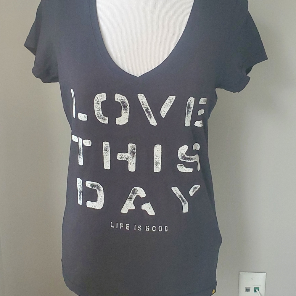 Life is Good Women's Size M T Shirt Black